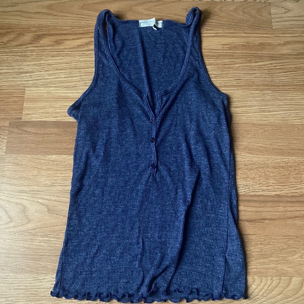 Blue Tank​
